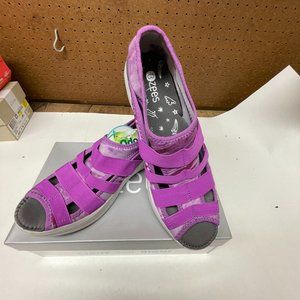 Bzees Frill Women's /  Size 10 W  / Purple Wedge Sandals